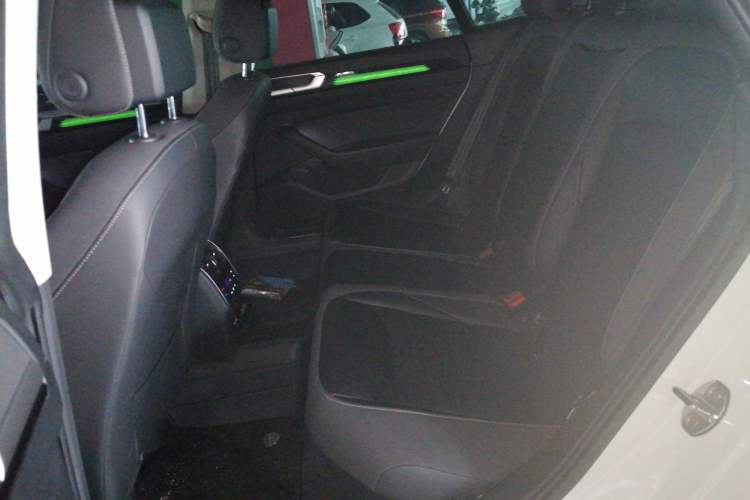 Used Volkswagen FAW-Volkswagen CC 2023 380TSI Striking Edition Left Rear Seat