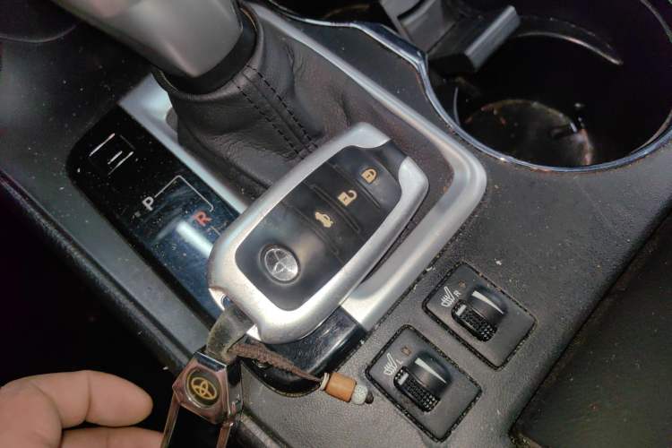 Used Toyota Highlander 2021 2.0T Four-Wheel Drive Prestige Version 7 Seats