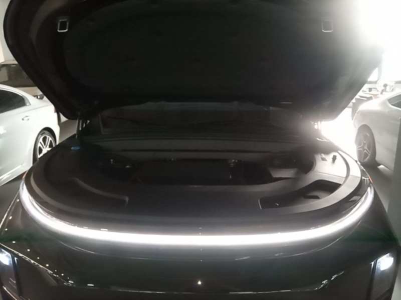 Used Li Auto L7 2024 Pro Model — 19
