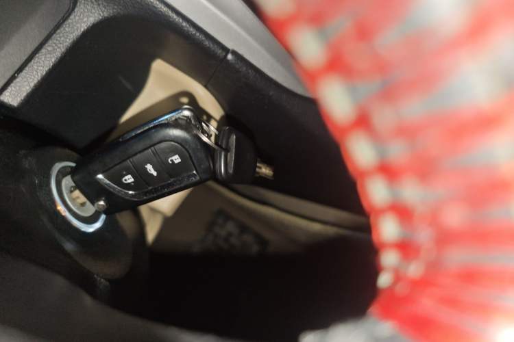 Used Toyota Camry 2015 2.0G Premier Edition
