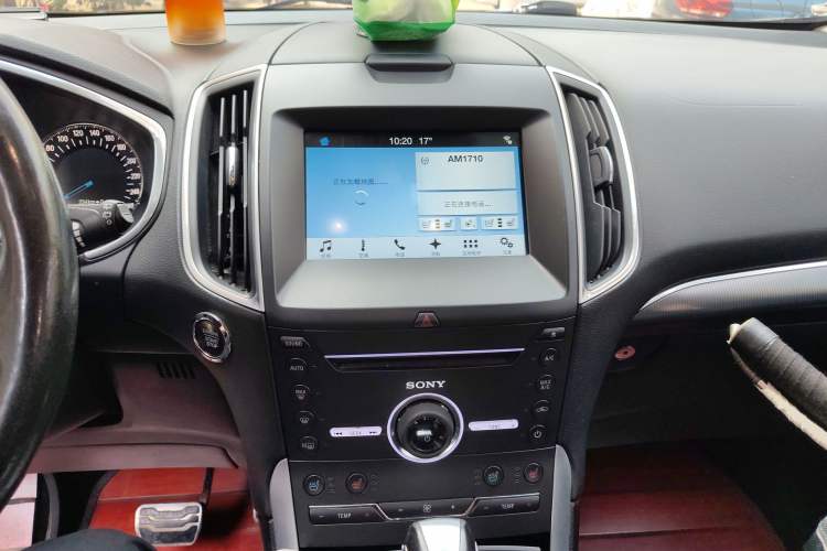 Used Ford Edge 2016 EcoBoost 245 Four-Wheel Drive Titanium 7-Seater Audio And AC Panel