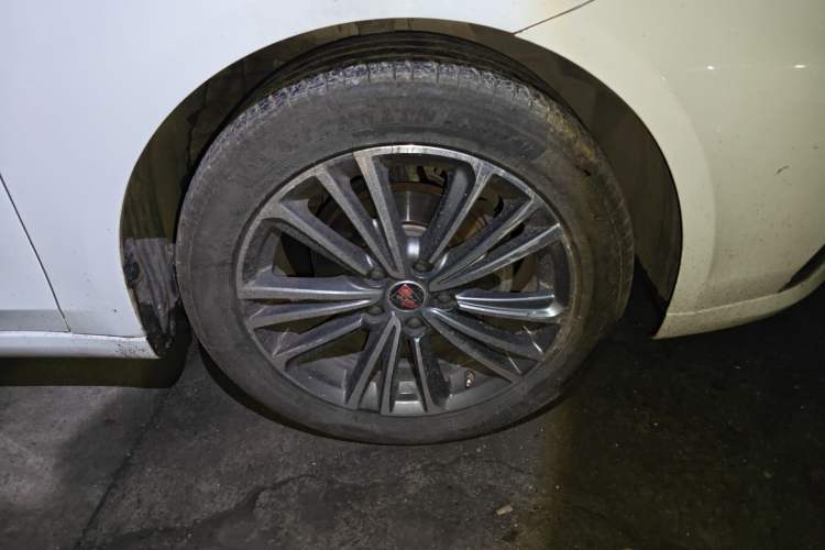 Used Roewe i6 2020 PLUS 1.6L CVT 4G Connected Glory Flagship Edition
