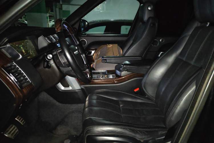 Used Land Rover Range 2013 5.0 SC V8 Vogue SE
