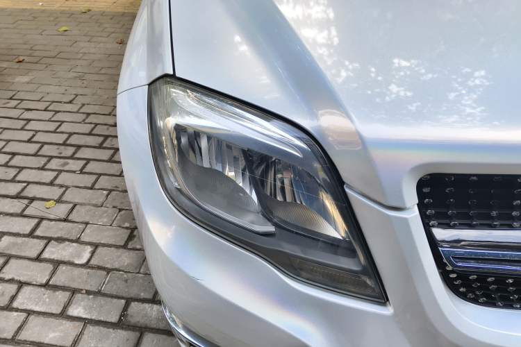 Used Mercedes-Benz GLK-Class 2014 GLK 260 4MATIC Dynamic Model Right Front Headlight