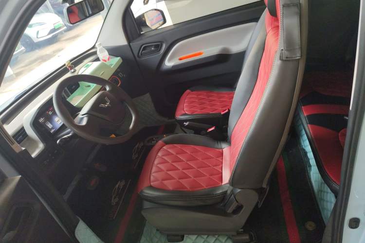 Used Wuling Hongguang MINIEV 2020 Zizai Version Lithium-NMC Left Front Seat