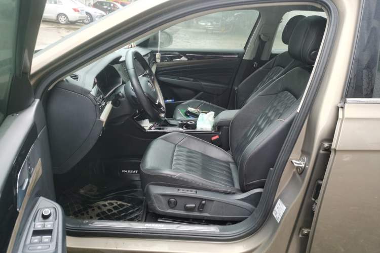 Used Volkswagen Passat 2019 330TSI Luxury Edition China V Standard