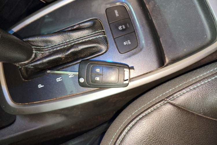 Used Chevrolet Lova RV 2018 1.5L Automatic Smart Drive Model Vehicle Key