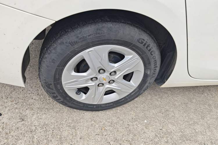 Used Chevrolet Cavalier 2016 1.5L Automatic Xinyue Edition Exterior 5