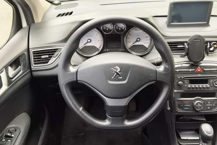 Used Peugeot 308 2012 1.6L Automatic Fashion Edition