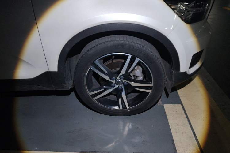 Used Volvo XC40 2020 T4 Four-Wheel Drive Smart & Sporty Edition
