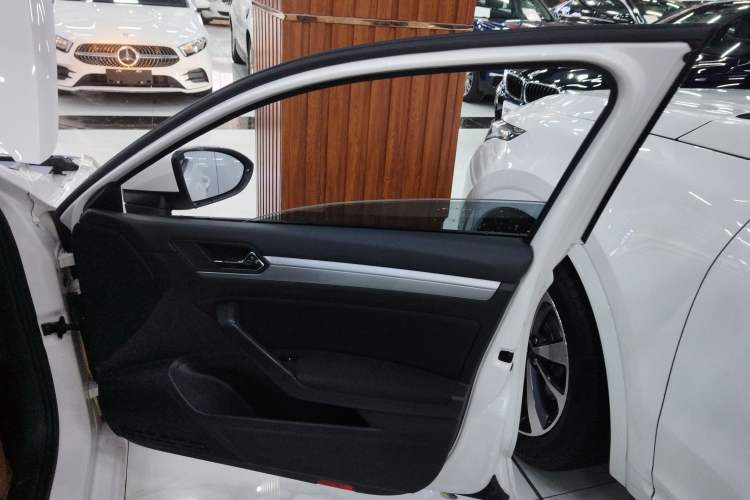 Used Volkswagen Lamando 2018 230TSI DSG Fashion Edition