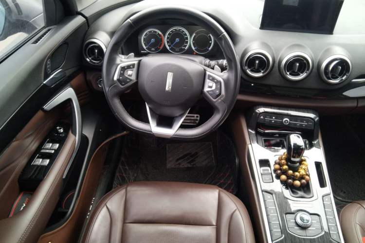 Used Wey VV7 2017 2.0T Flagship Model
