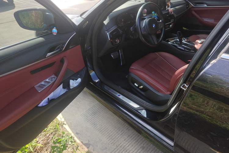 Used BMW 5 Series 2022 Updated 530Li Leading Edition Luxury Package
