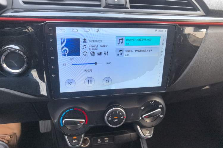 Used Kia KX Cross 2017 1.4L MT GLS
