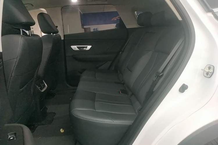 Used Dongfeng Aeolus Huge 2024 Mach Power 1.5T Premium Model