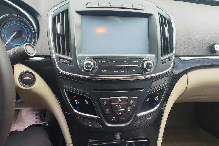 Used Buick Regal 2014 2.0L Elite Fashion Edition
