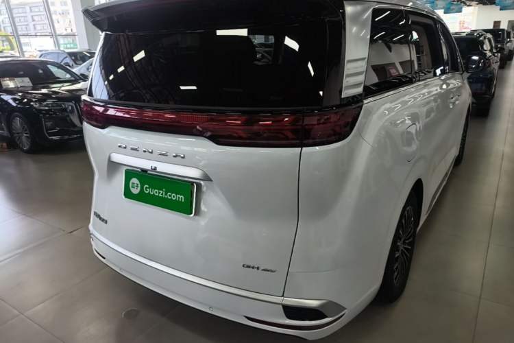 Used Denza D9 2022 DM-i 970 Four-Wheel Drive Prestige Model