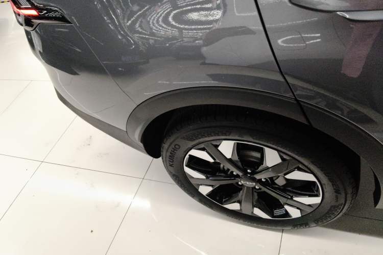 Used Kia Sportage (Chinese Domestic Model) 2023 2.0T Two-Wheel-Drive Prestige Edition Exterior 2