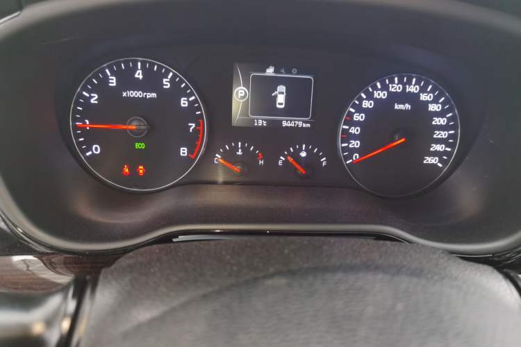 Used Kia K4 2014 1.6T Automatic Turbo Odometer Close Up