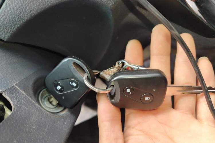 Used Jinbei Hiace X30 2023 1.5L Business-Style Van 2/5-Seater Air-Conditioned Version SWC15M Vehicle Key