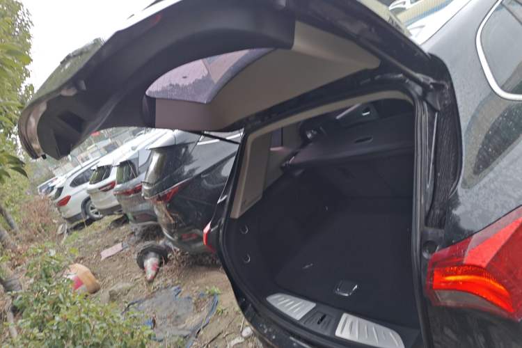 Used Buick Envision 2018 20T Two-Wheel-Drive Elite Model
