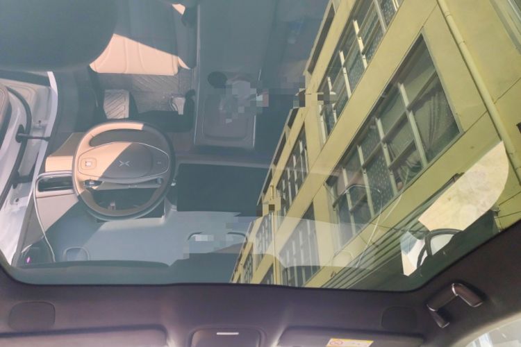 Used XPeng G9 2025 725 with Ultra-Long Range Max
