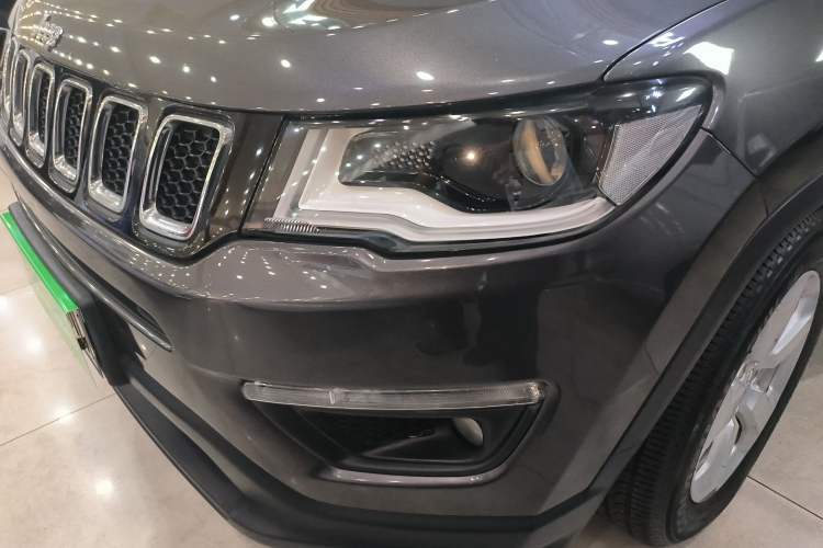 Used Jeep Compass 2017 200T Automatic Family Edition