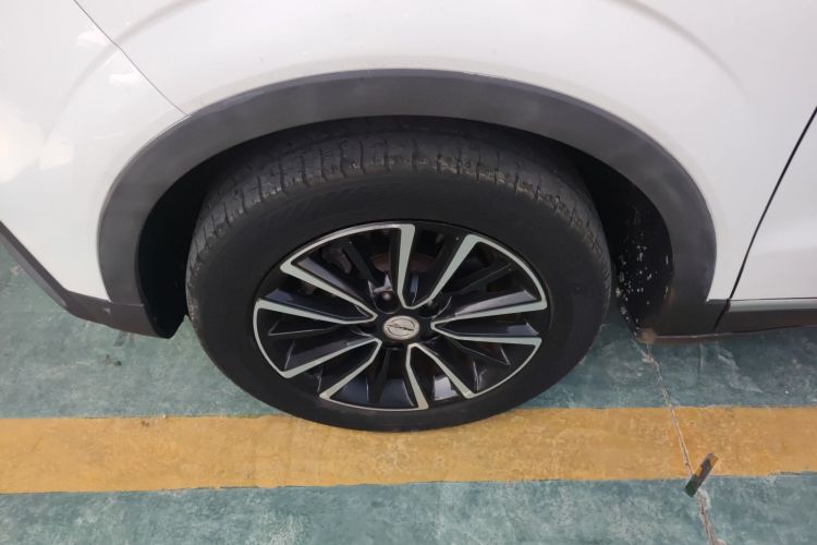 Used Zotye T500 2018 1.5T Automatic Luxury Model Left Front Wheel Hub