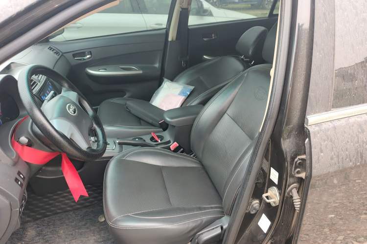 Used BYD L3 2013 1.5L Automatic Comfort Edition Left Front Seat