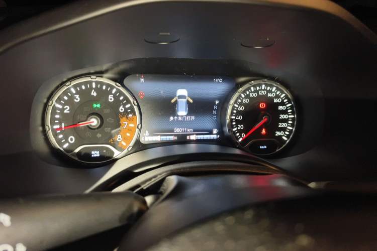 Used Jeep Renegade 2018 Connected Large Screen Version 180T Automatic Smart Version Instrument Cluster
