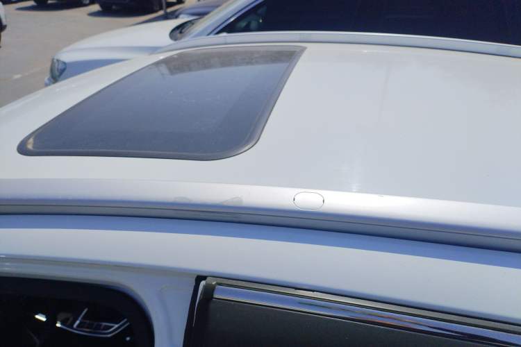 Used Geely Auto Vision X3 2019 Upgraded Model 1.5L CVT Prestige Version Roof