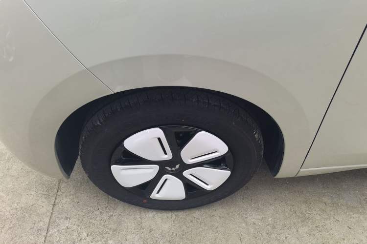 Used Wuling Hongguang MINIEV 2025 Four-Door Version Advanced Edition