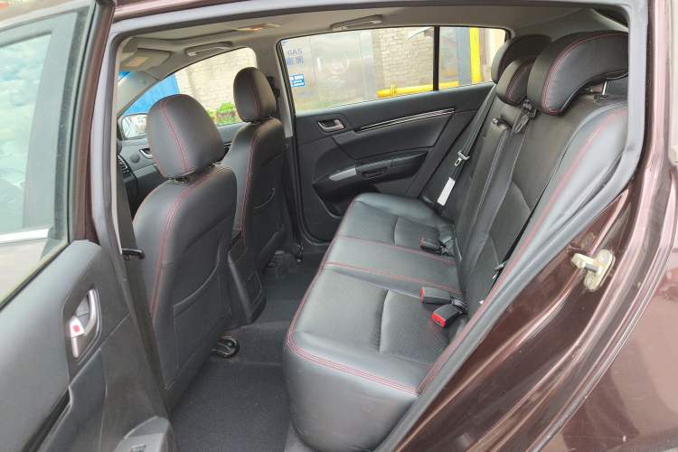 Used Geely Auto Classic Emgrand 2013 Hatchback 1.5L Manual Luxury Model
