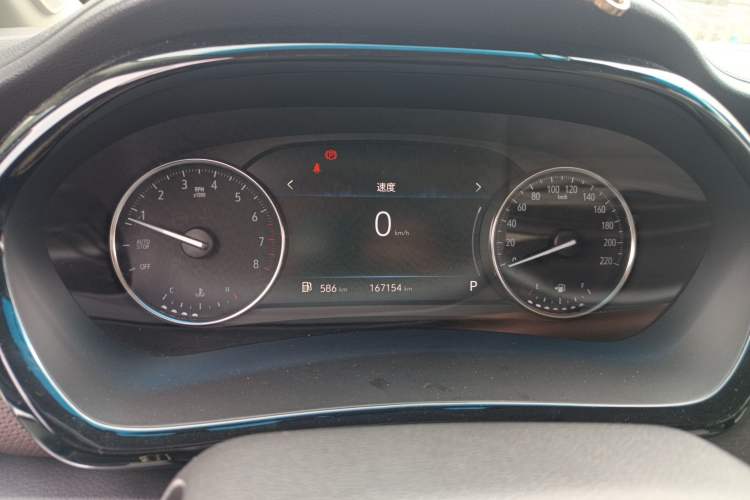 Used Buick GL8 2022 Land Cruiser Executive Class 652T Comfort Model Instrument Cluster