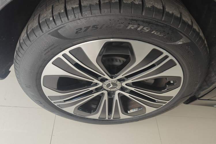 Used Mercedes-Benz E-Class 2025 Facelift E 300 L Luxury Edition