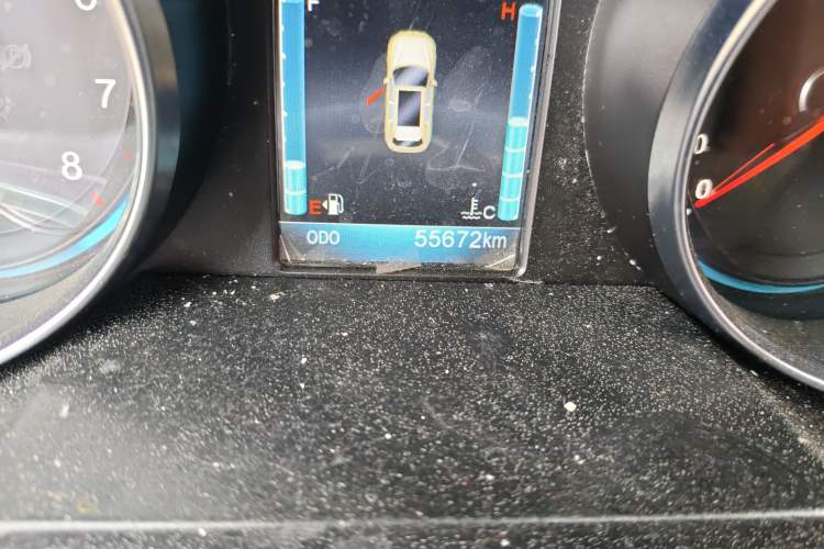 Used Zotye T600 2016 Sports Edition 1.5T Manual Luxury Model Odometer Close Up