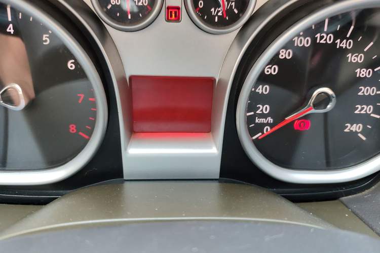 Used Ford Focus 2011 Sedan 1.8L Automatic Fashion Edition
