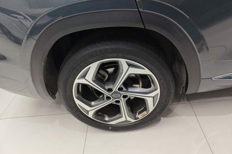 Used Geely Auto Monjaro L 2024 2.0TD High-Power Automatic Two-Wheel Drive Yunqi Version
