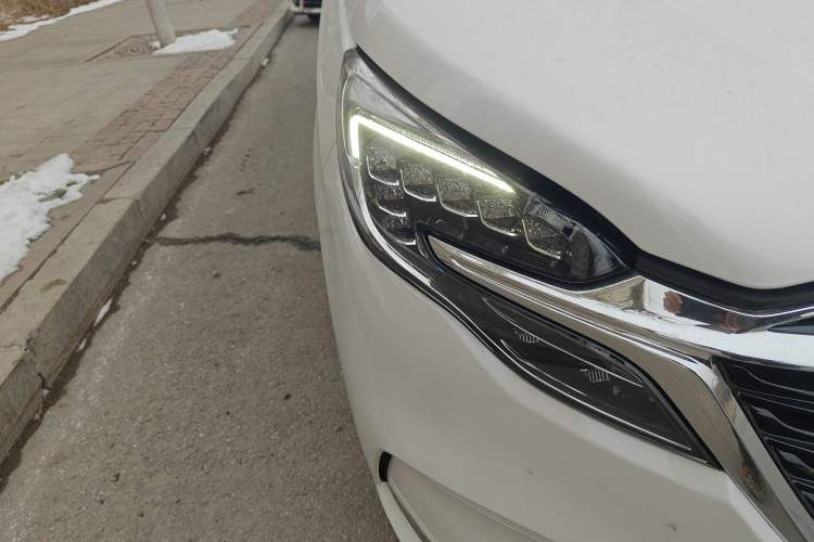 Used Buick GL8 2021 ES Land Cruiser 653T Luxury Edition
