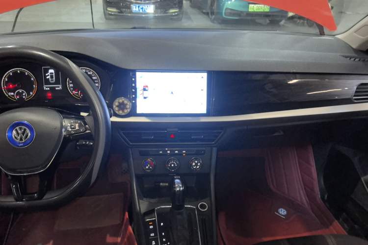 Used Volkswagen Lavida 2019 Hatchback 200TSI DSG Comfort Edition China VI Audio And AC Panel