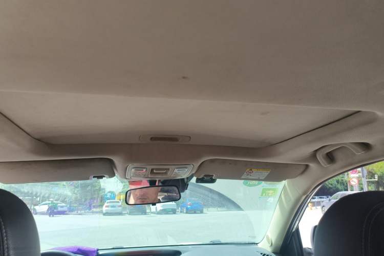 Used Geely Auto Vision X6 2018 1.8L Manual 4G Connect Luxury Edition Headliner