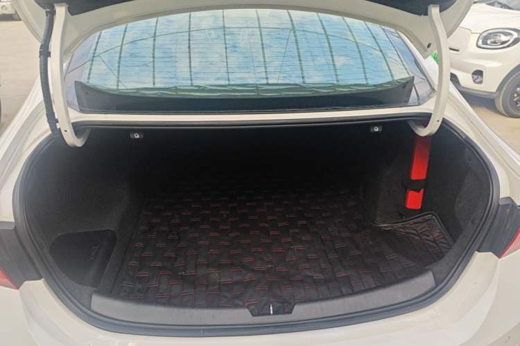 Used Chevrolet Malibu XL 2016 1.5T Dual-Clutch RuiShang Edition Trunk