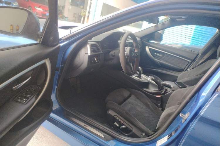 Used BMW 3 Series 2018 320i M Sport Night Edition
