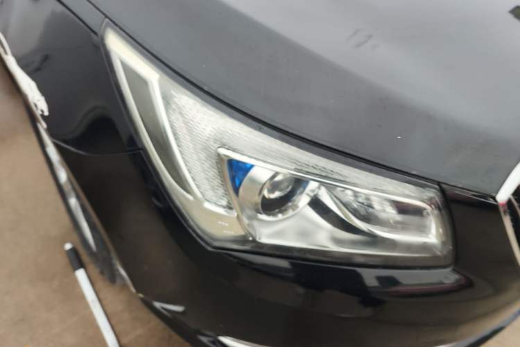 Used Buick LaCrosse 2013 2.4L SIDI Leading Comfort Version Right Front Headlight