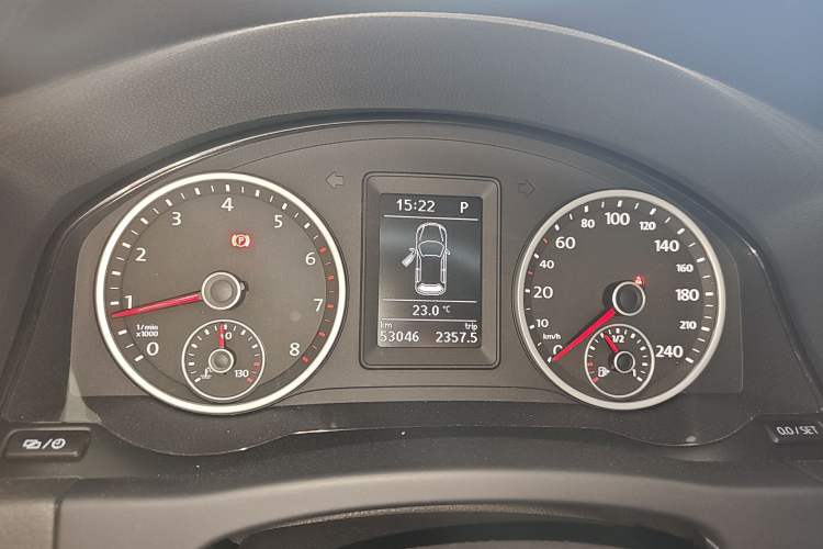 Used Volkswagen Tiguan 2017 300TSI Automatic Two-Wheel Drive Silk Road Comfort Edition
