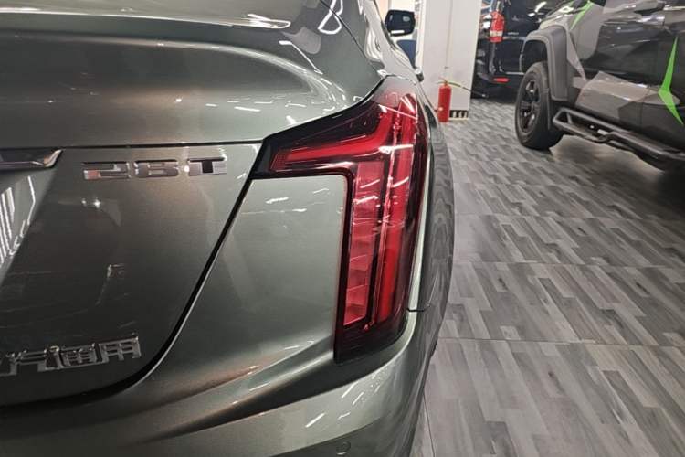 Used Cadillac CT5 2022 28T Luxury Version (Standard Edition) Right Rear Taillight