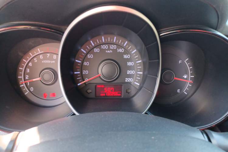 Used Kia K2 2012 Sedan 1.4L MT GL Commemorative Edition
