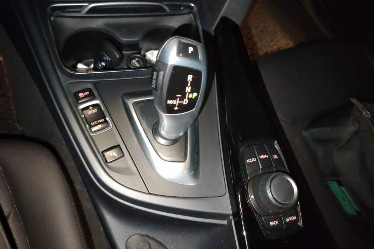 Used BMW 3 Series 2017 320Li Fashion Model
