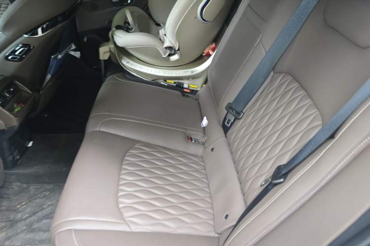Used BYD Han 2023 EV Champion Edition 605KM Front-Drive Premium Model