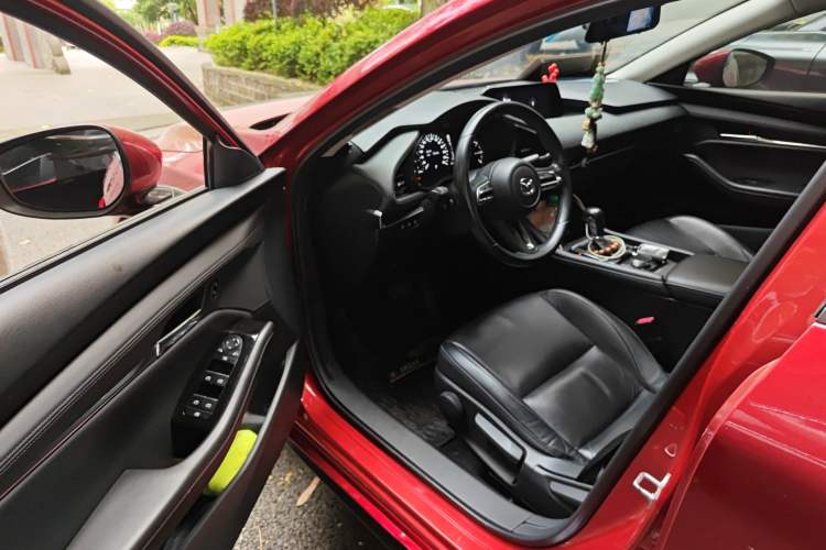 Used Mazda 3 Axela 2020 2.0L Automatic Zhiya Edition